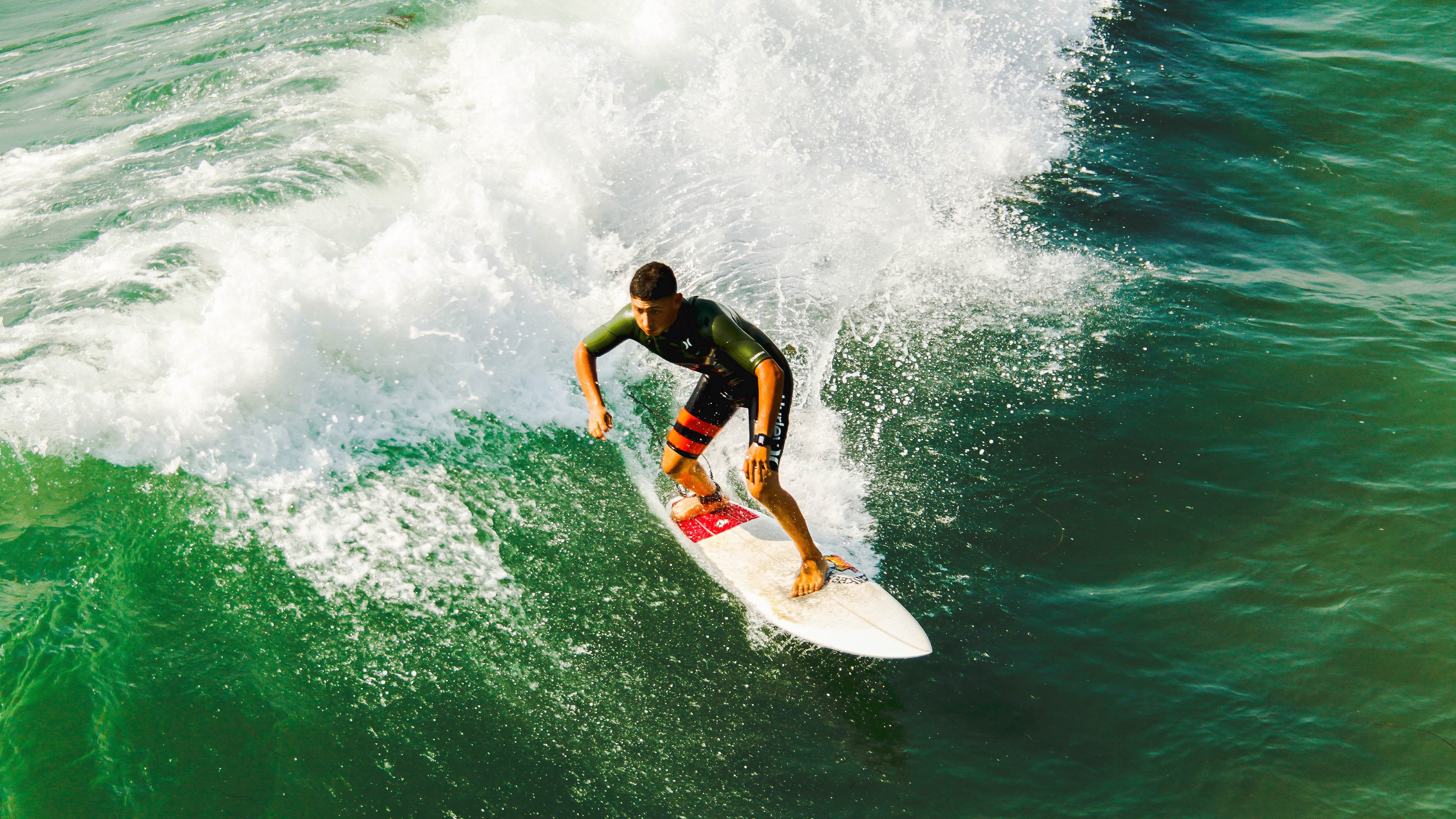 世界杯：莫德里奇在更衣室与队友共唱克罗地亚民歌 场景被拍下