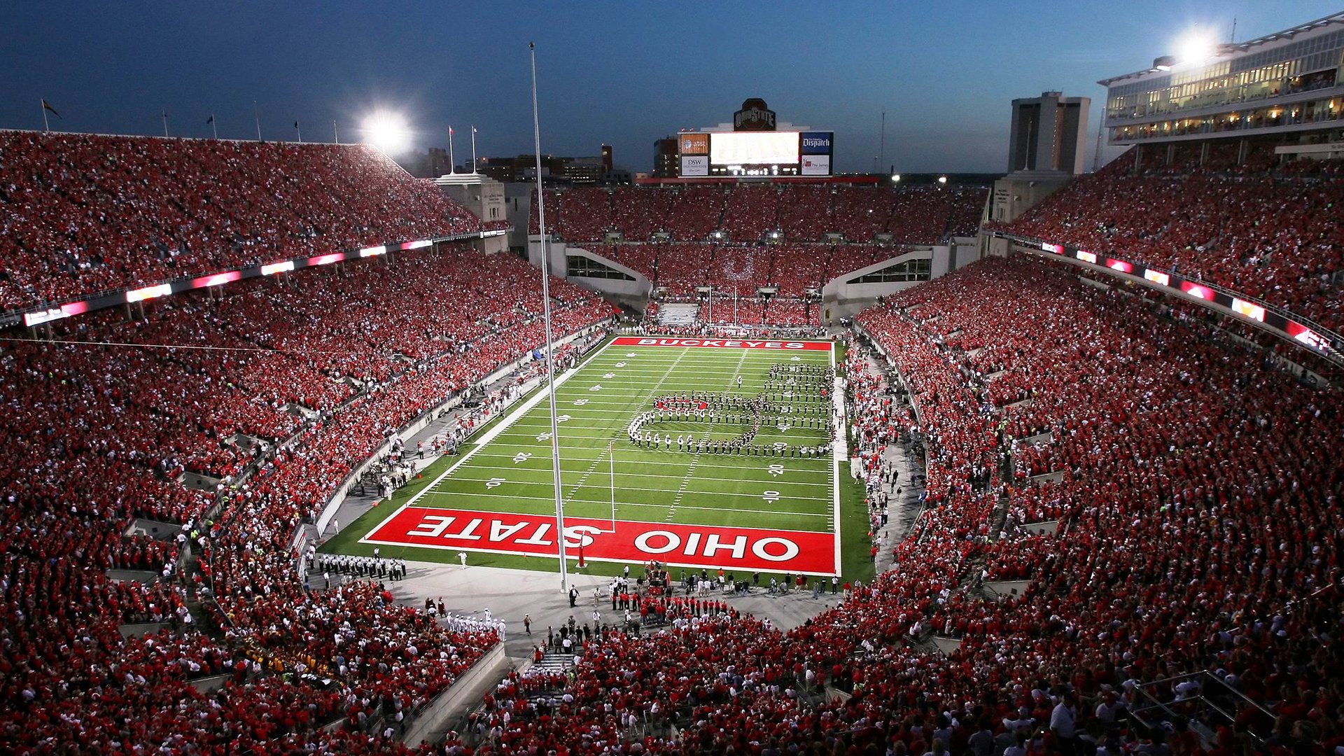 世界杯：部分国家出现“错峰工作制” 允许球迷早退看关键战